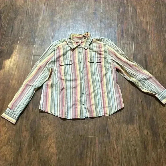 I.E. Relaxed Button Down - Picture 1 of 5